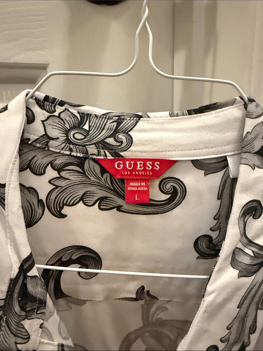 GUESS White Shirt with Black Baroque Scroll Print - Picture 2 of 7